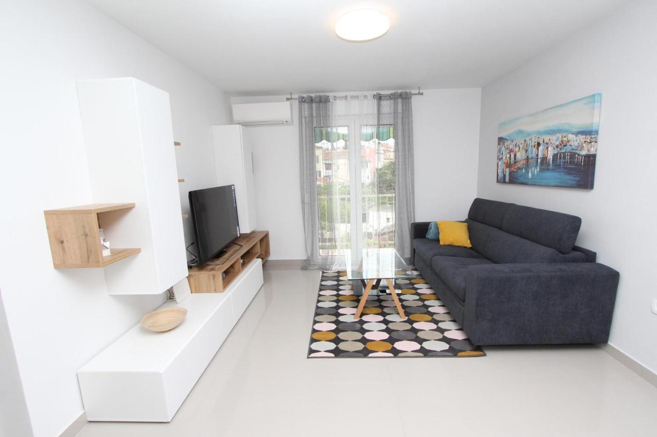 Apartment Sorriso 2 Rovinj Exterior photo